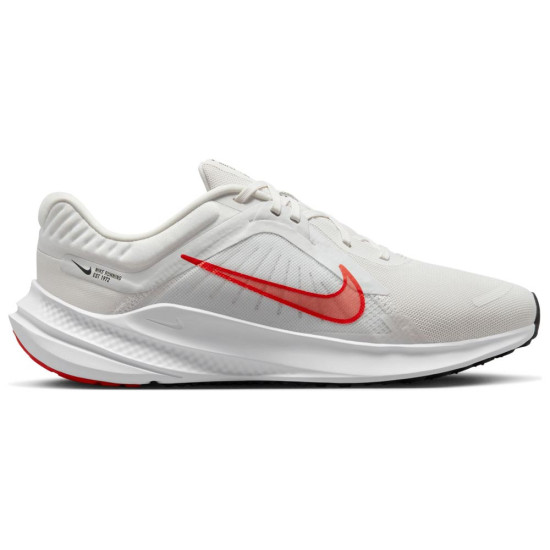 Nike Quest 5